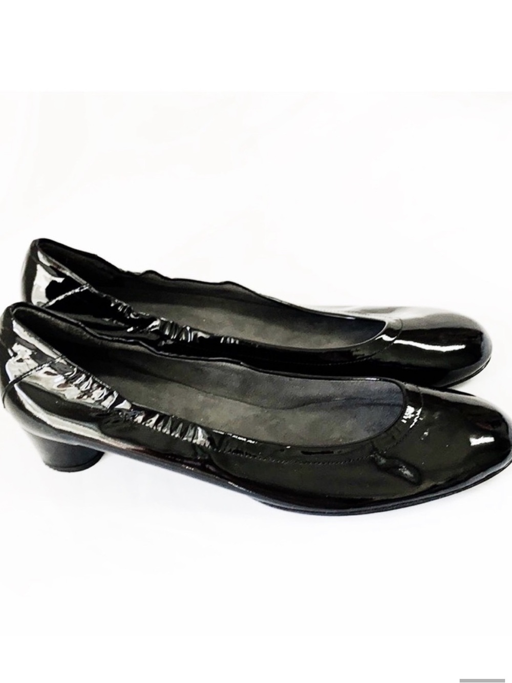 STUART WEITZMAN Black Patent Leather Heels Slip On With Dust Bag Size 8.5N